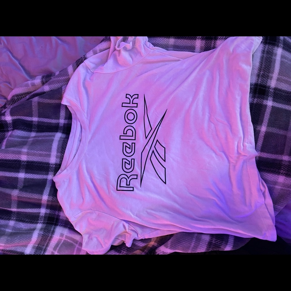 workout shirt